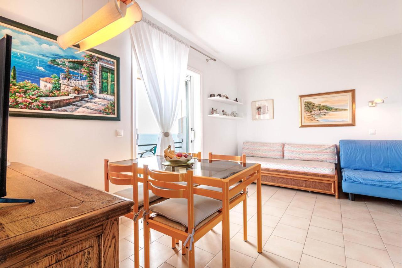 Glyfada New Era Home 107 Menigos Resort Apartments Esterno foto